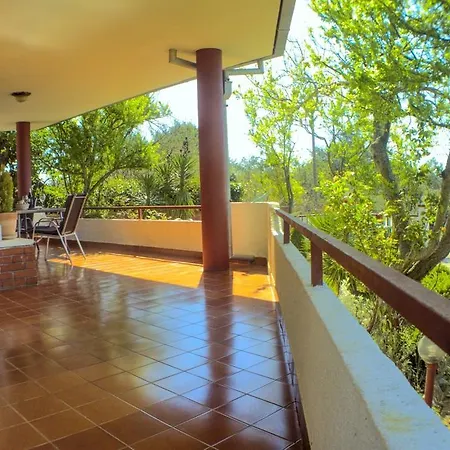Janet Apartment