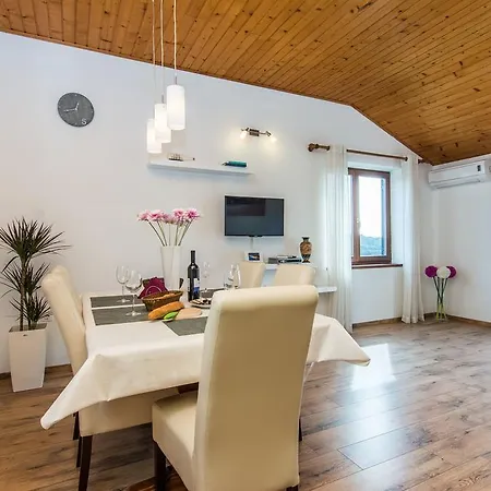 Apartment Janet